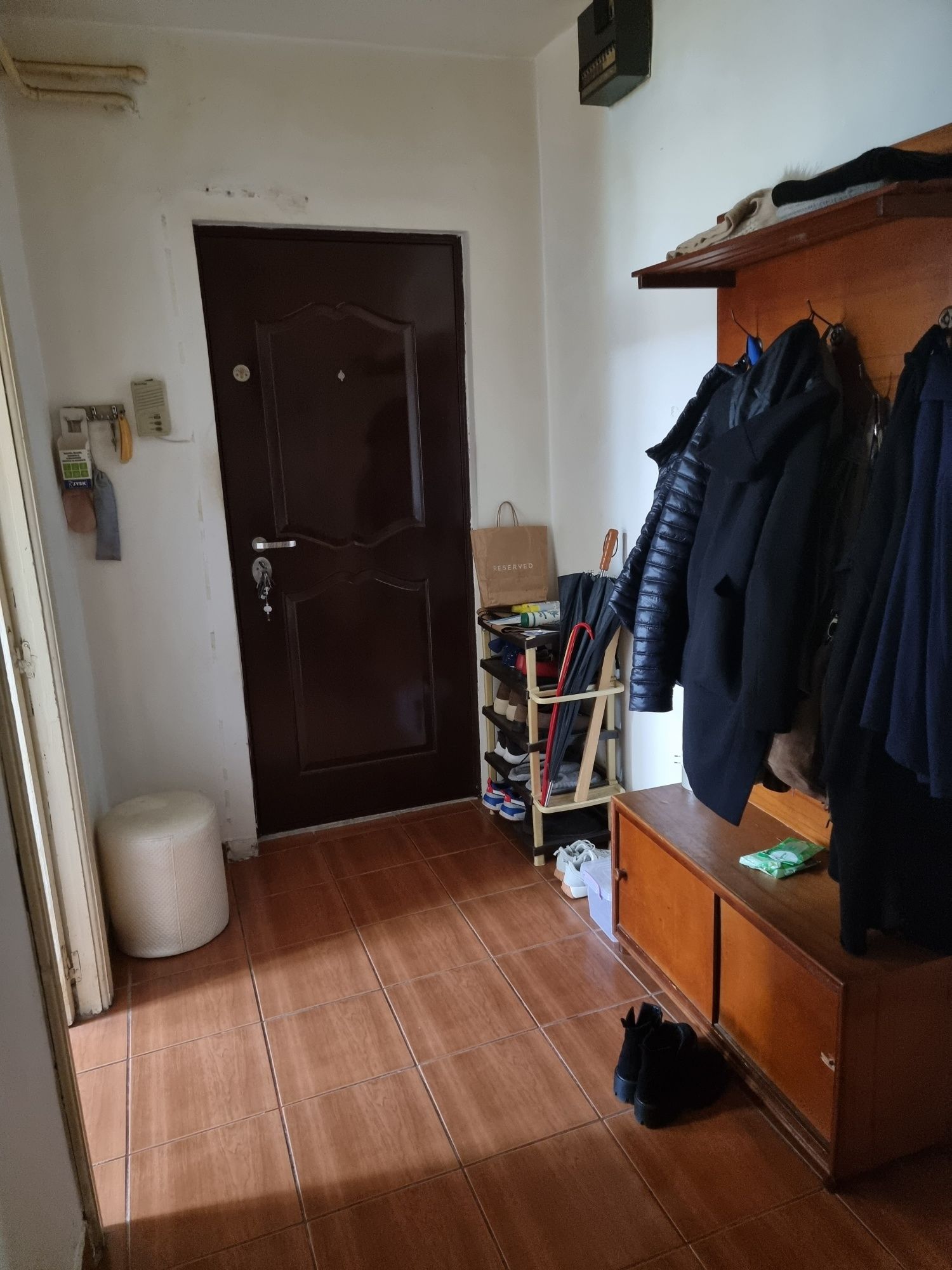 Caut colegă apartament