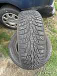 Vand o anvelope 205 60 r16 Nokian de iarna