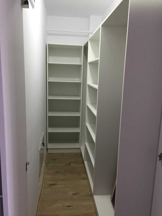 Popietar, ofer spre închiriere apartament două camere