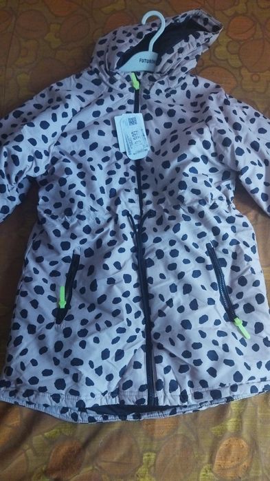 Куртка новая 164 размер,