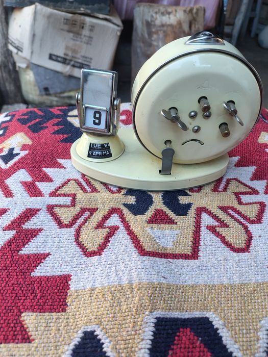 Ceasuri vechi de masă