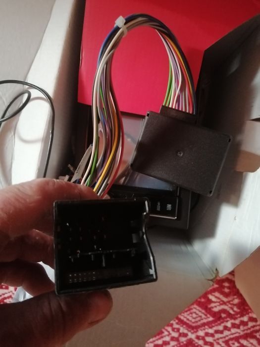 Toshiba Satelite C850+Navigație Phonocar vm 056 ptr vw