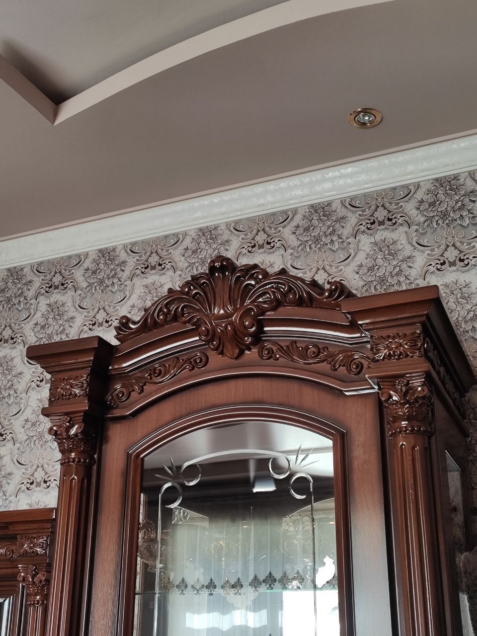 Mebel zal pinal+komot