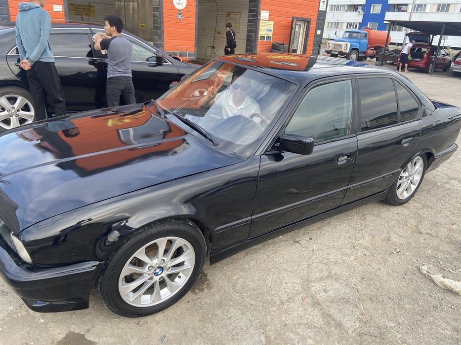 Задний бампер БМВ е34 передний бампер БМВ е34 пороги спойлер обвес