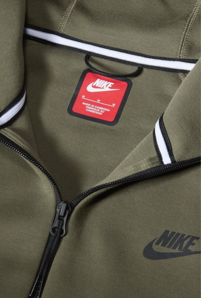 Nike Tech Fleece Full Zip Hoodie ОРИГИНАЛ мъжко горнище - S и М