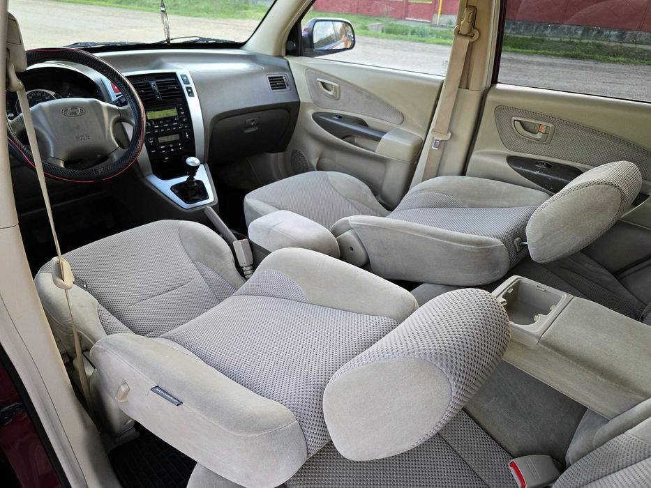 Hyundai Tucson ~ 4 x 4 ~ 2007 ~ 2 . 0 cm 3 CRDI  140 CP ~ Inmatriculat