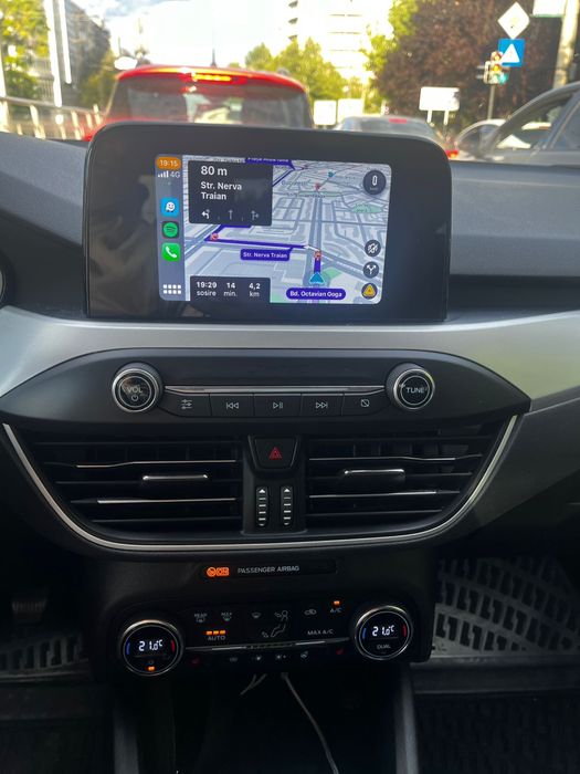 Display 6,5” + apim SYNC 3 de pe Focus 4