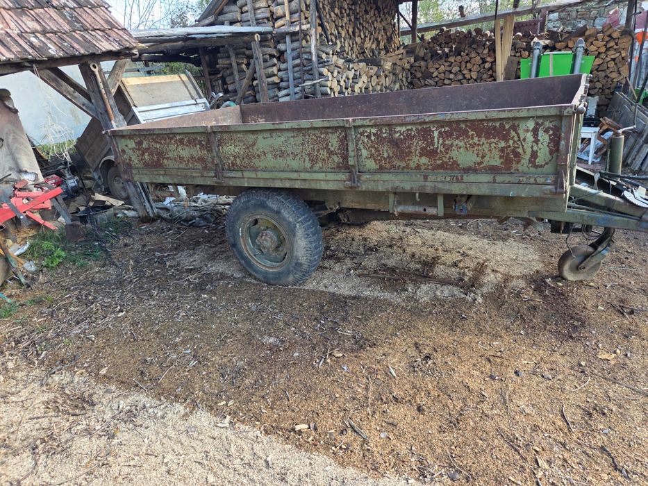 Remorca basculabila (agricola, tractor)