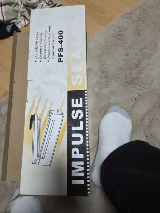 Aparat lipit si sigilat pungi plastic PFS 400