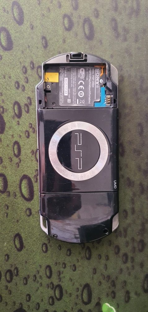 Vând Playstation Portabil Seria 2004 / Psp 2004