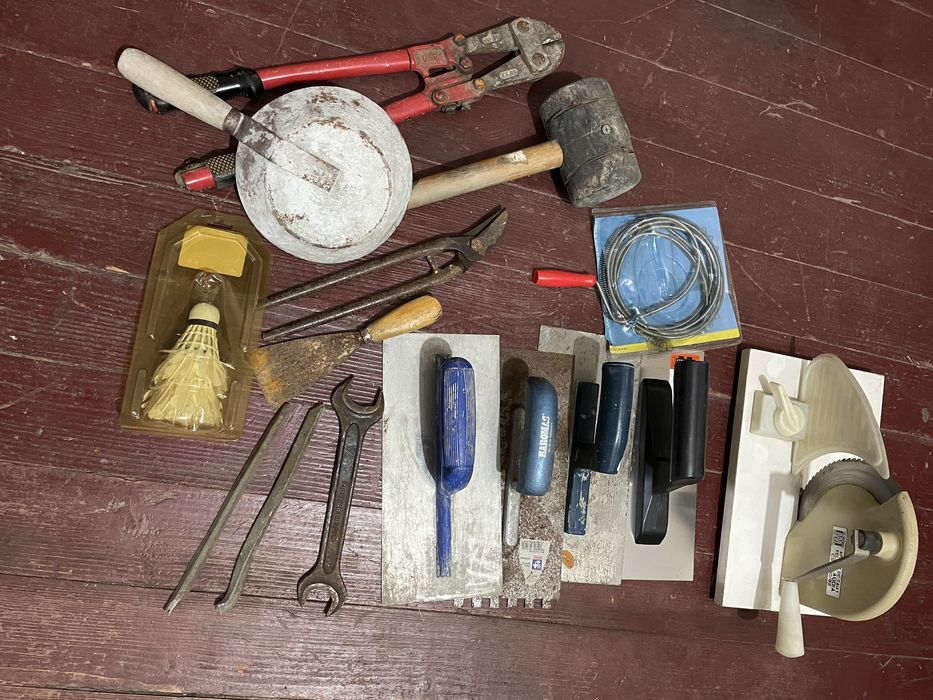 Scule vechi , pachet