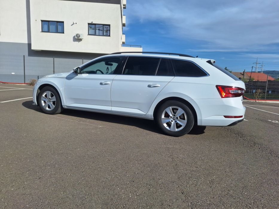 Vând Skoda Superb 2016