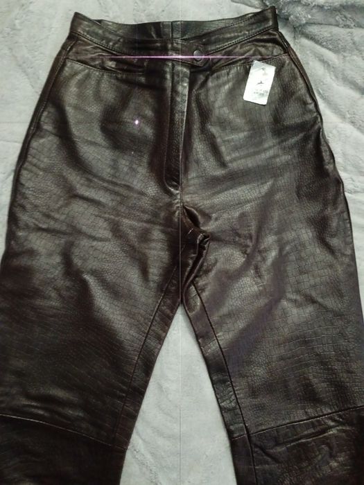 Pantaloni Piele vintage talie 40