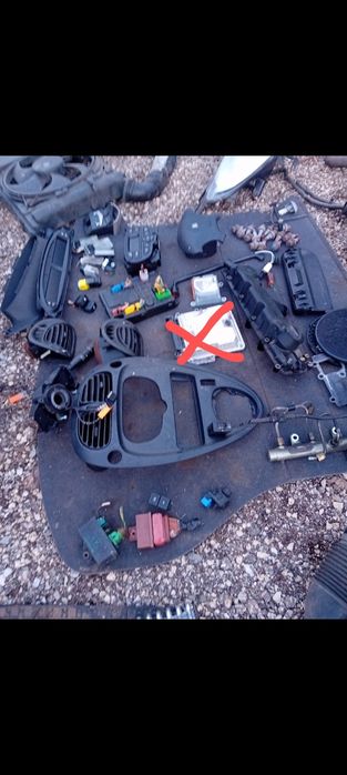 На части Ситроен Ксара Пикас 2.0HDI 90кс.