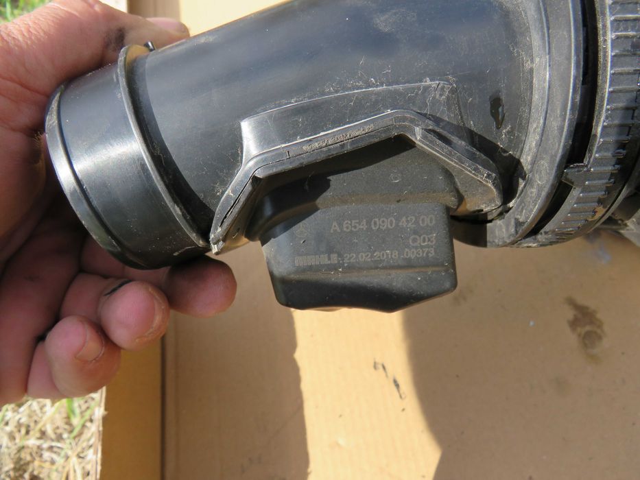 Всмукател турбо W222 W223 S400 S350 cdi 656