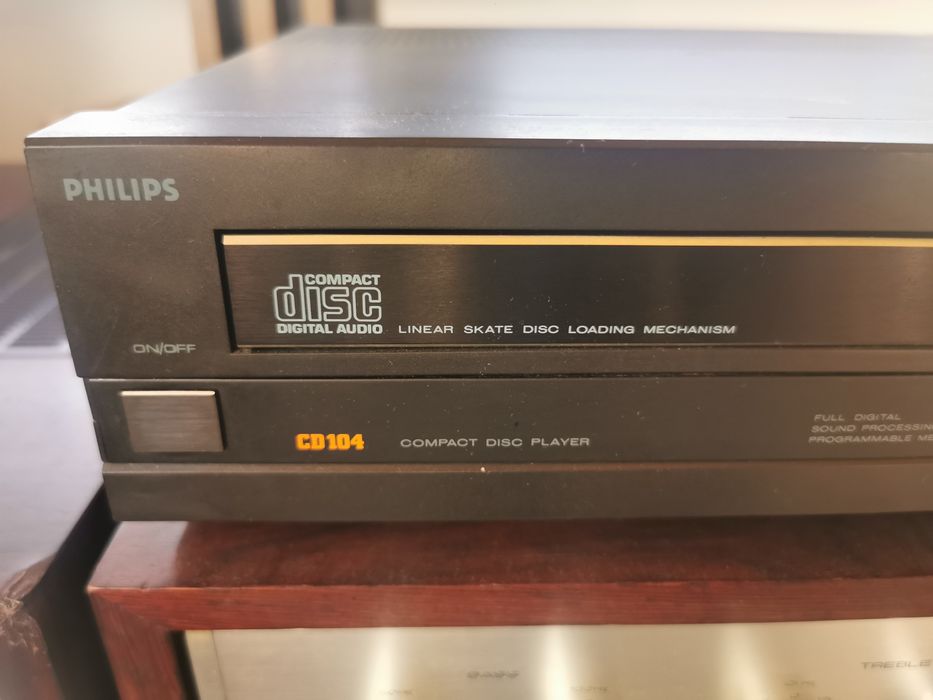Philips CD 104 cd player