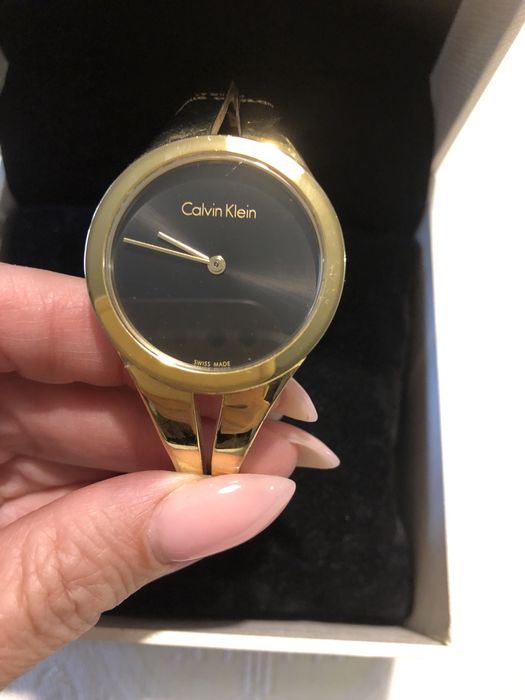 Чисто нов швейцарски часовник Calvin Klein