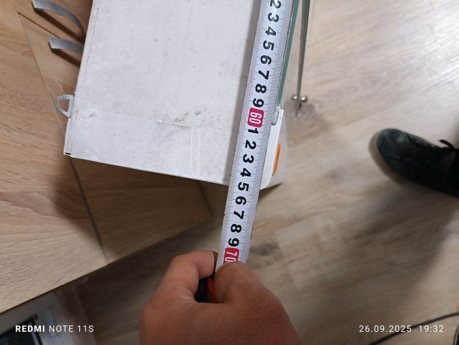 Горен пвц шкаф за баня