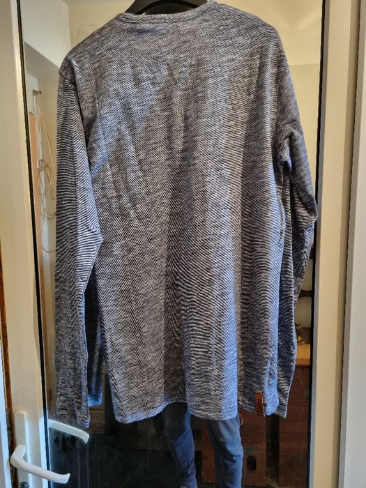 Bluza barbati "!Solid". Marimea M. Noua.