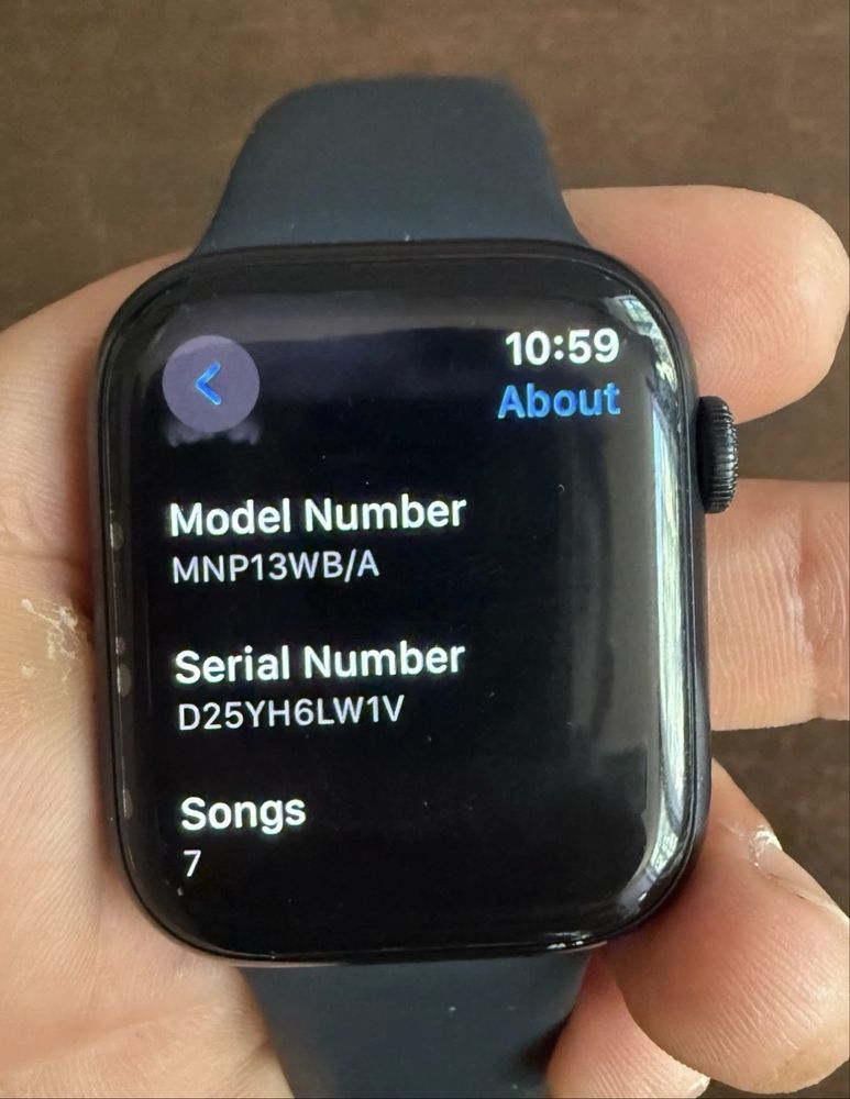 Apple watch series 8 45mm с 4 каишки пълен комплект
