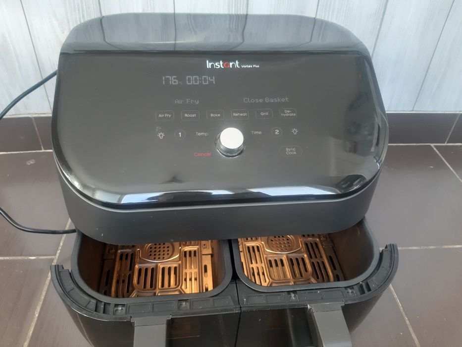 instant Vortex Plus Dual ClearCook Air Fryer