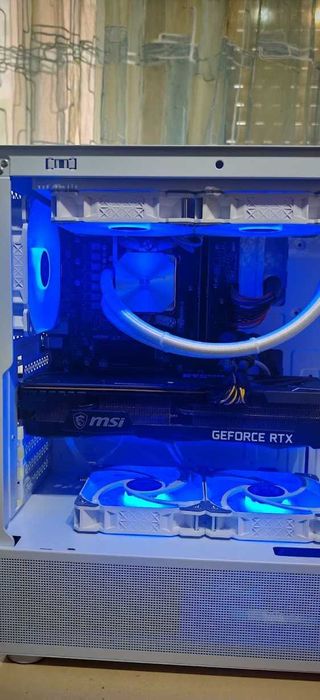 ТОП Геймърско PC Ryzen 5 7600/32Gb/1TB SSD/RTX 3070TI/Гаранция