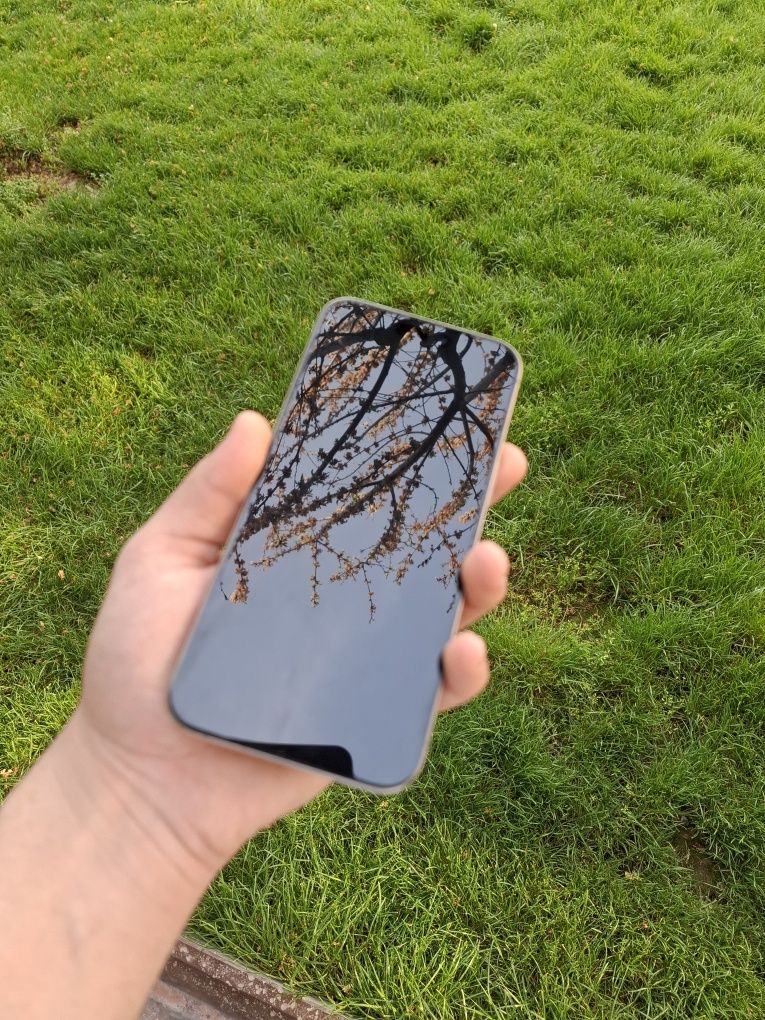 Iphone 15 pro max srochna