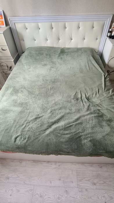 Срочно продам кровать