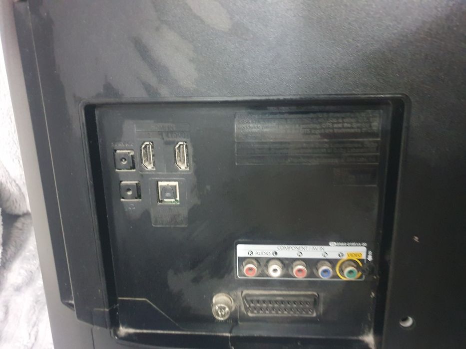 Vând TV  Samsung