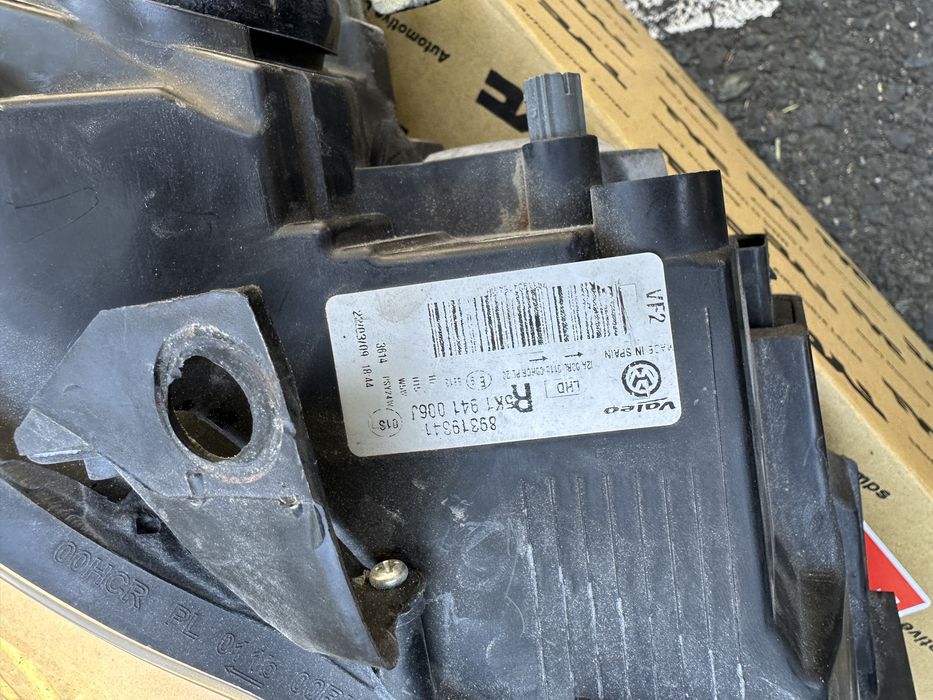 Vand far dreapta Golf 6 europa