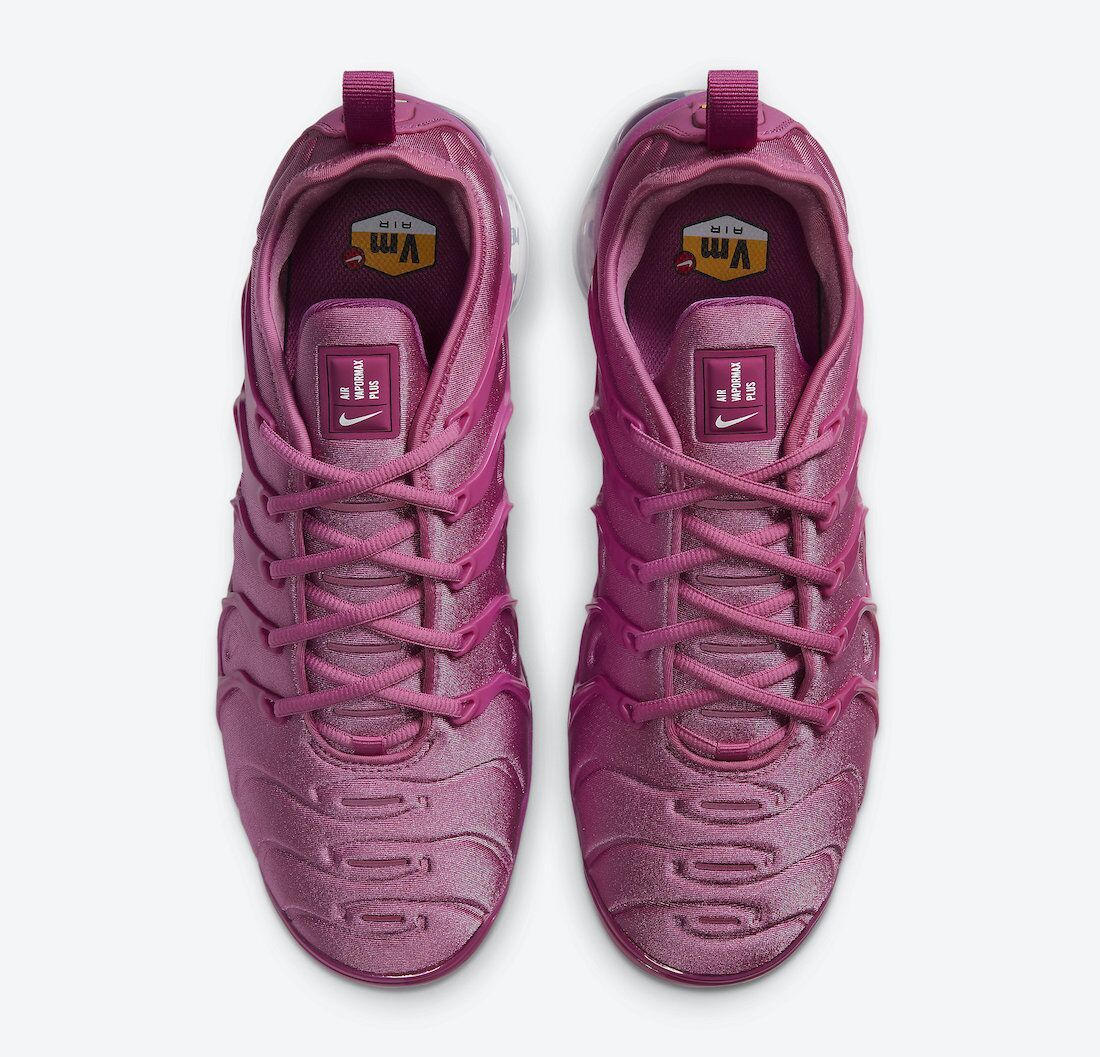 Nike VaporMax Plus "Berry"