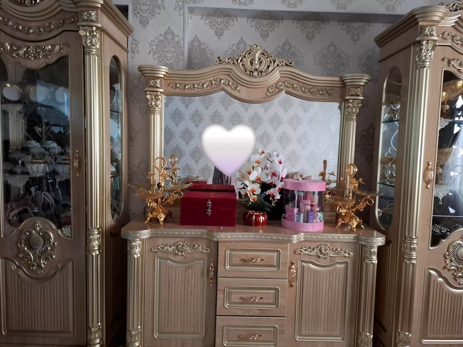 Yangi holatdagi mebel/ hech qancha ishlatilmagan telda 1 - gaplashil