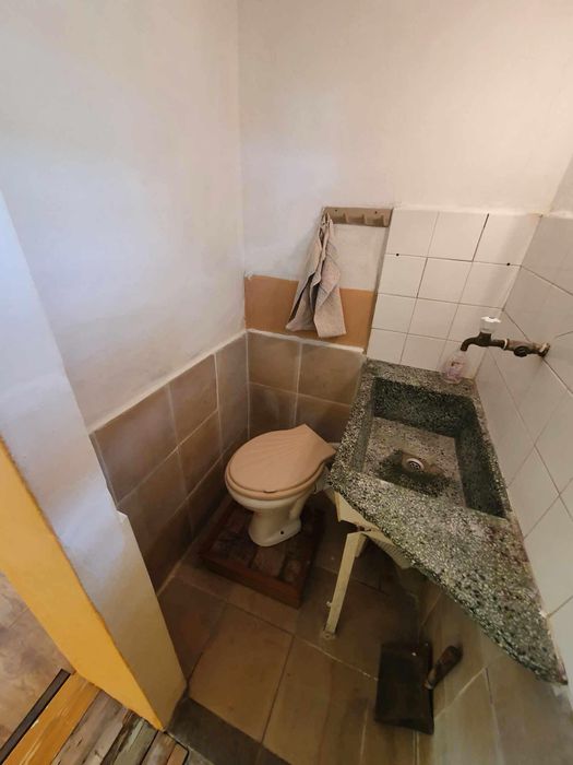 Дава се под наем Магазин в Казанлък - 12 кв.м за 102 € - Снимка #4
