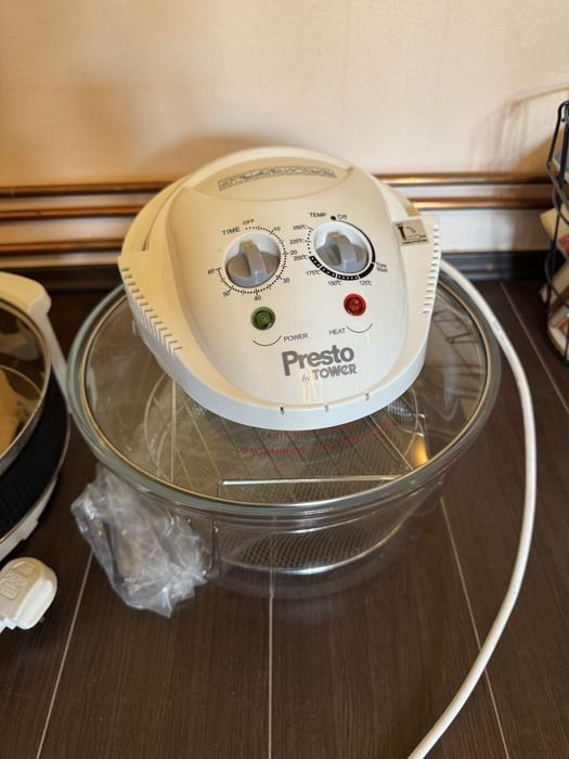 Halogen air fryer Presto by Tower