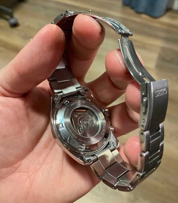 Продавам часовник Seiko Kinetic