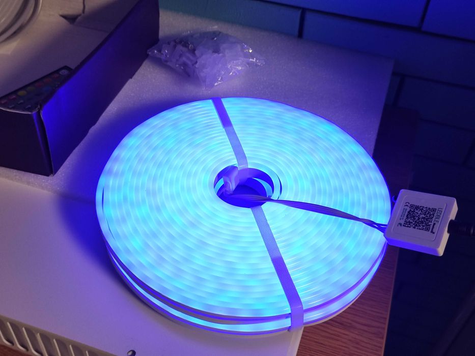 AILBTON 36м RGB неонова LED лента с дистанционно и приложение