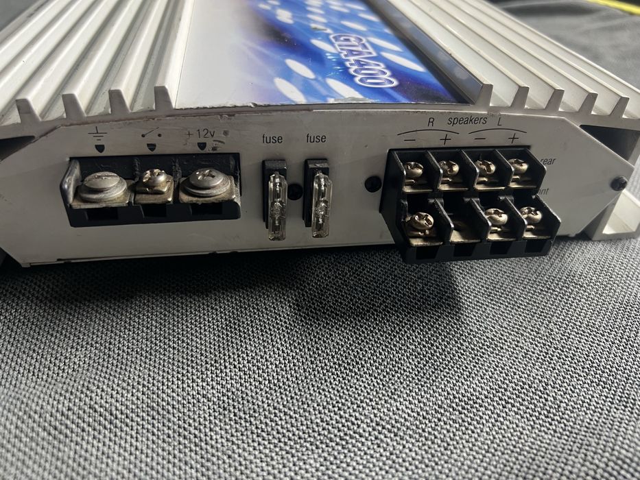 Усилвател Blaupunkt GTA-400