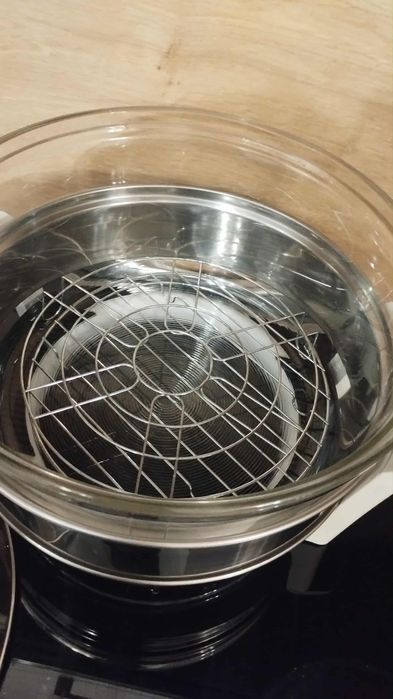 Халогенна, конвекторна фурна