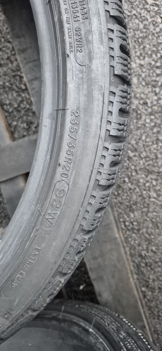 235.35.20 Michelin Anvelope Iarna Second-hand