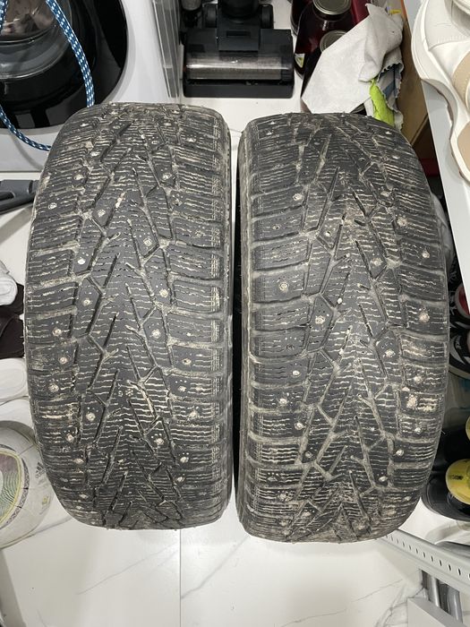 Продам шины Nokian Tyres nordman 7  2 шт на одном есть грыжа