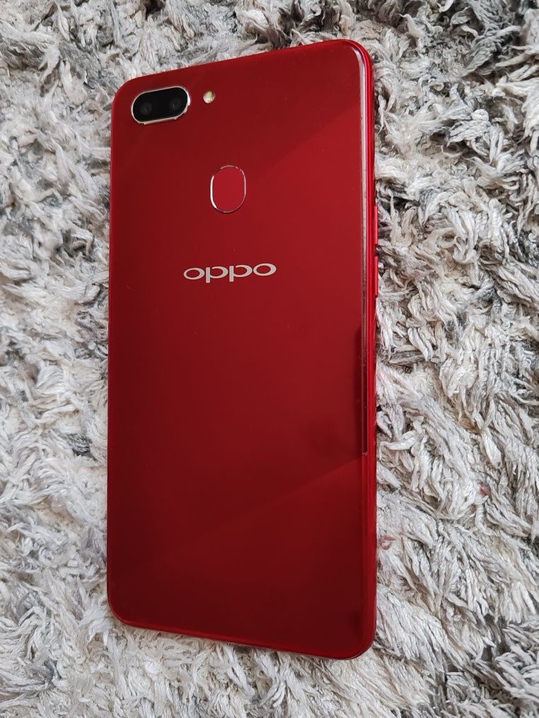 Телефон OPPO A 5