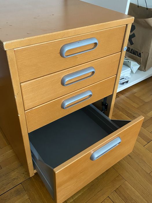 Шкаф на колелца 44 x 67 x 58 cм