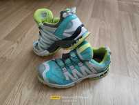 Adidași de munte dama Salomon Goretex,mărime 38