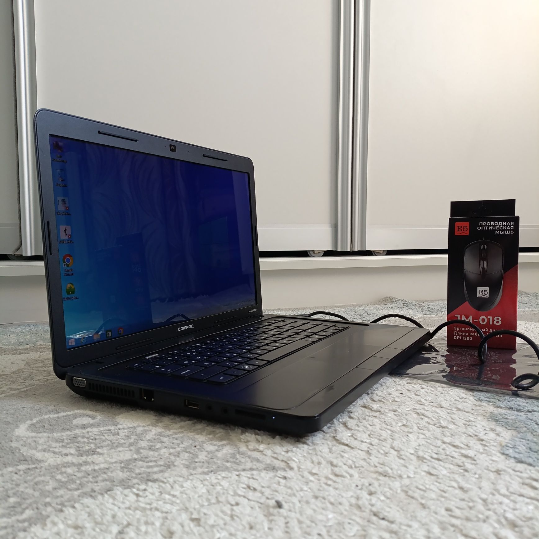 HP Notebook 15_/В идеале!!! SSD-128ГБ/ОЗУ-4Гб/Мышкa и Коврик!