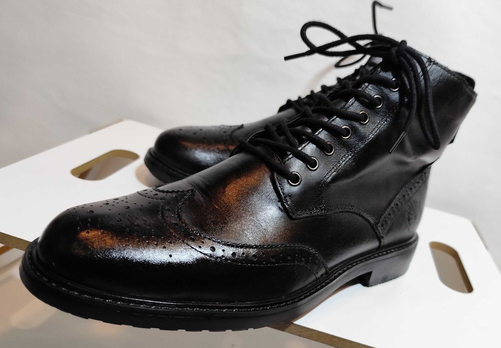 Ghete lace up 42 brogue Timberland piele naturala moale negru