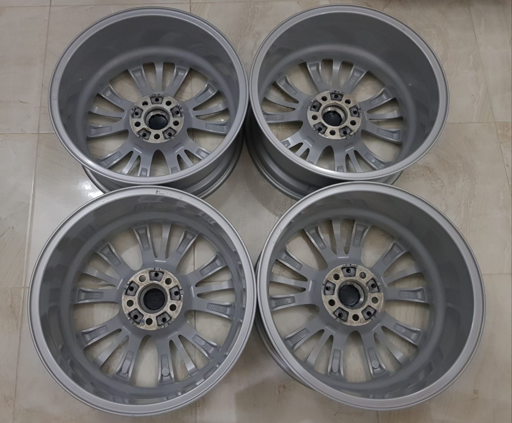 Jante 18 inch Originale BMW Seria 5 G30 G31 Style 643