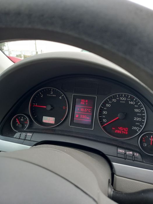 Audi a4 2.0 tdi break 140cp