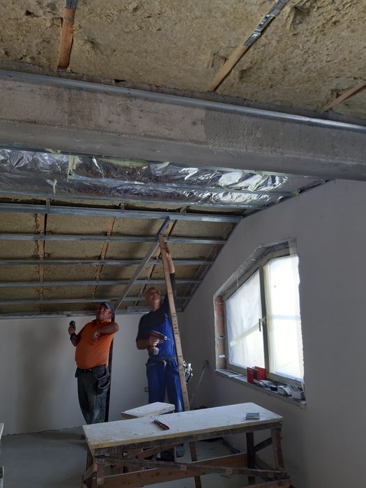 Executăm lucrări de constructii