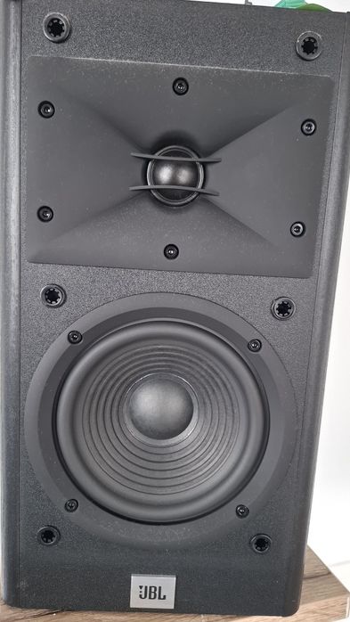 Vând sistem 5.0 JBL Arena