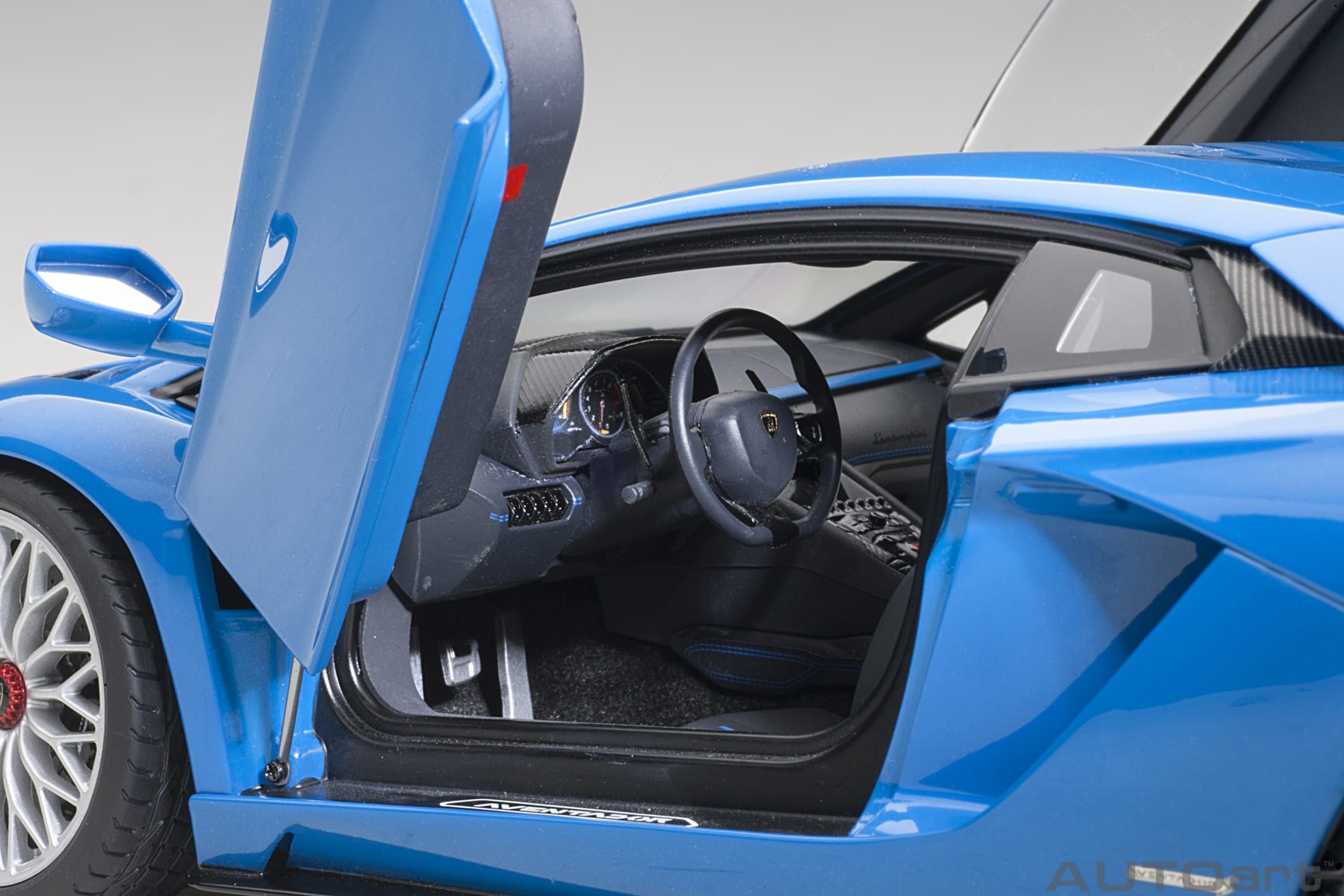 Macheta auto Lamborghini Aventador S (2017) 1:18 AutoArt